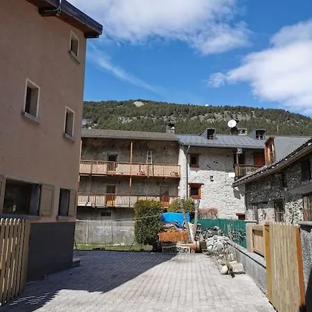 Gite 14 Pers Lesoursfanfarons Spacieux Chaleureux Bramans Exterior foto