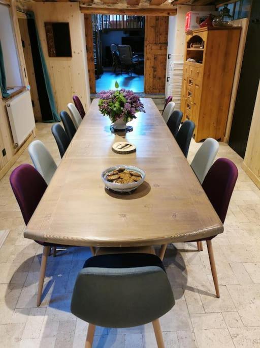 14 Pers Lesoursfanfarons Spacieux Chaleureux Holiday home